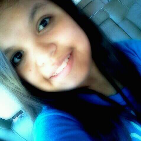 Laura Mireles Photo 39