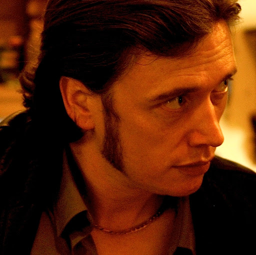 Denis Lyons Photo 20