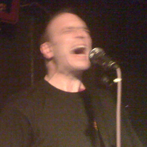 Lee Hendricks Photo 14
