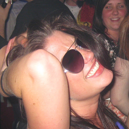Aimee Lewis Photo 13