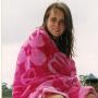 Elizabeth Helms Photo 9
