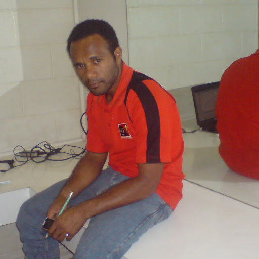 Elton Simon Photo 5