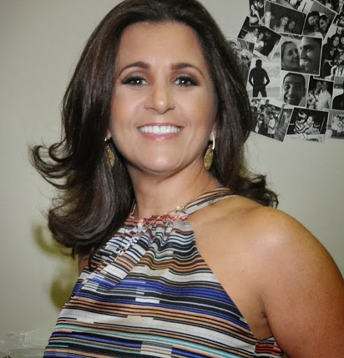Adriana Farina Photo 9