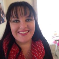 Julie Stringer Photo 12