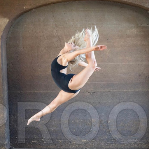 Alyssa Sutton Photo 8