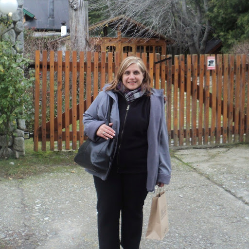 Silvia Alvarado Photo 34