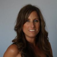 Kelly Pettit Photo 19