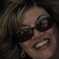 Marie Riley Photo 7