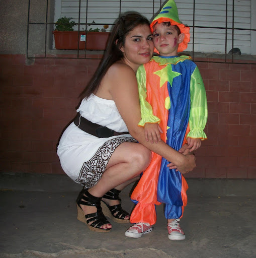 Alejandra Navarro Photo 17