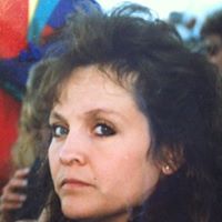 Deborah Newman Photo 33