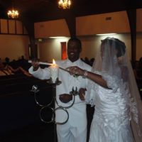 Tracie Robertson Photo 17