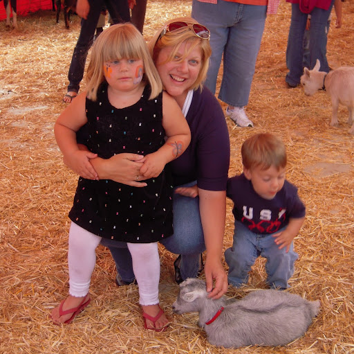 Lisa Middleton Photo 40
