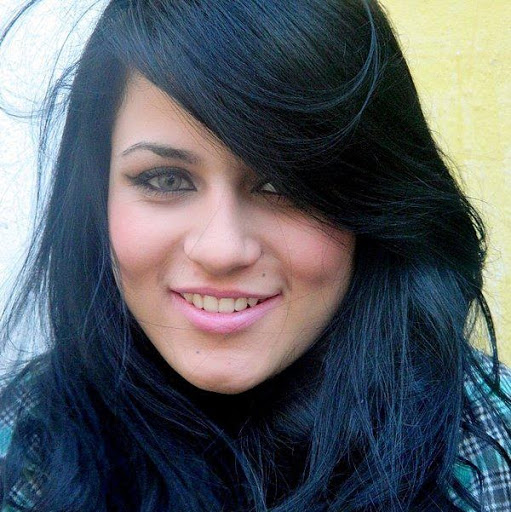 Joanna Calderon Photo 8