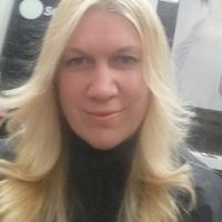 Suzanne Kraus Photo 15