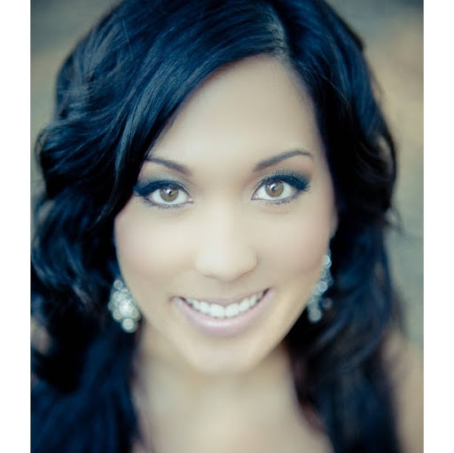 Elizabeth Landry Photo 5