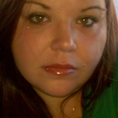 Stefanie Robbins Photo 20