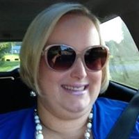 Elizabeth Padgett Photo 24
