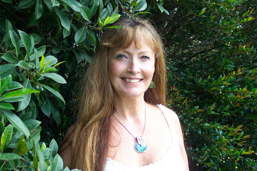 Sharon Ellis Photo 16