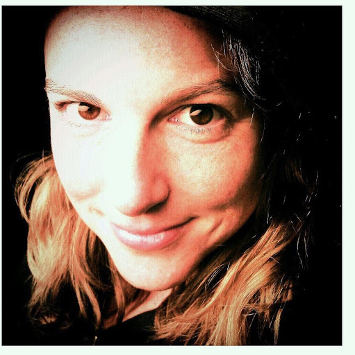 Julia Robinson Photo 33