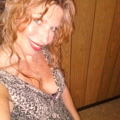 Janet Skinner Photo 8