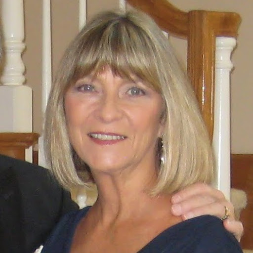 Ann Simmons Photo 32