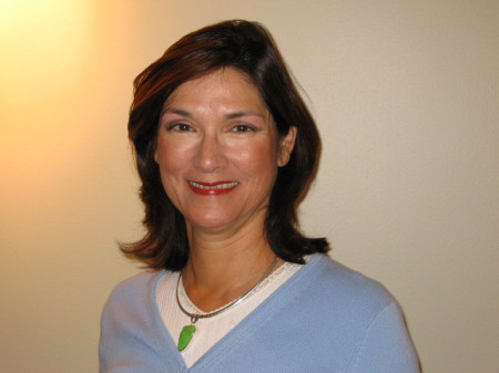 Amy Reynolds Photo 24