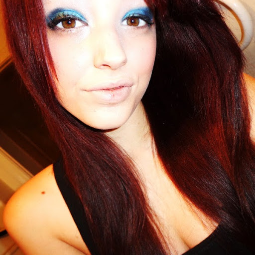 Lindsey Welch Photo 12