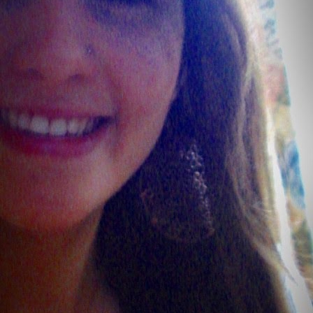 Laura Robledo Photo 21