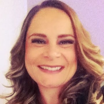 Laura Rodriguez Photo 58