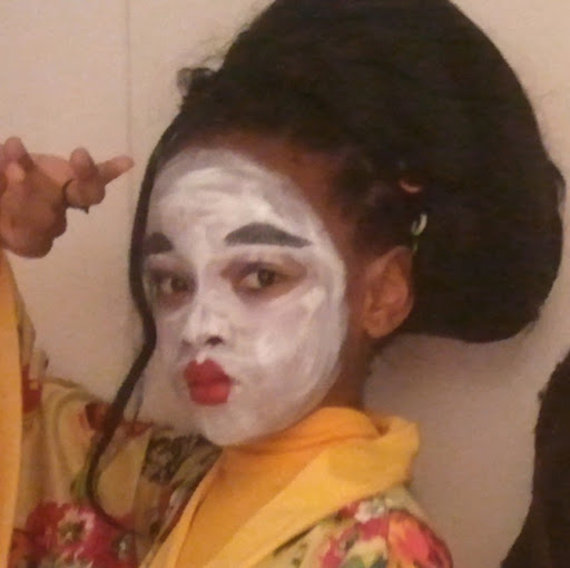 Darlene Lawrence Photo 12