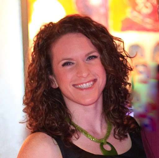 Michelle Moore Photo 17
