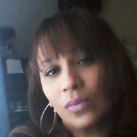 Vivian Quinones Photo 21