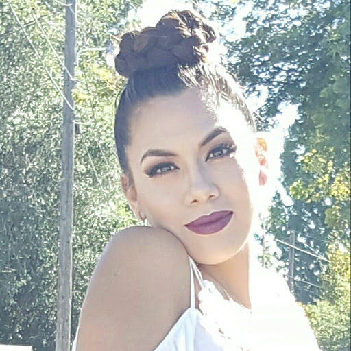 Stephanie Torres Photo 17