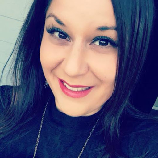 Kathleen Gonzalez Photo 32