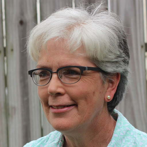 Phyllis Smith Photo 50