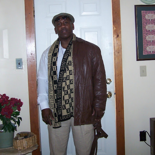 Timothy Pringle Photo 13