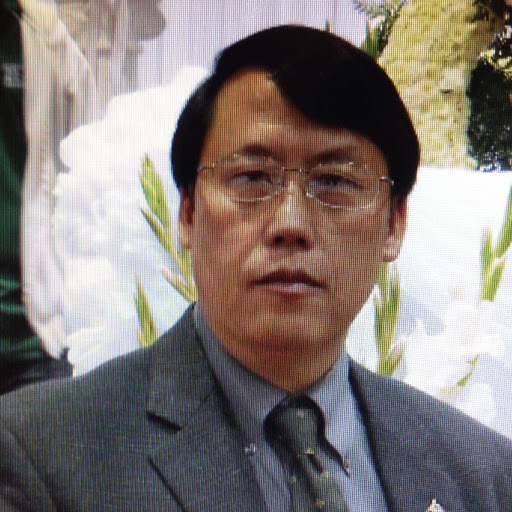 Mark Vang Photo 6