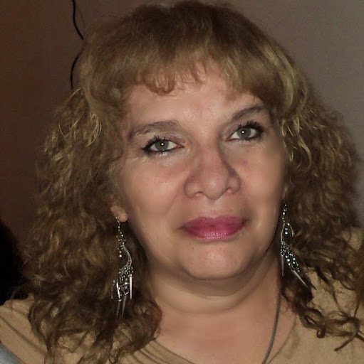 Elisabeth Suarez Photo 3