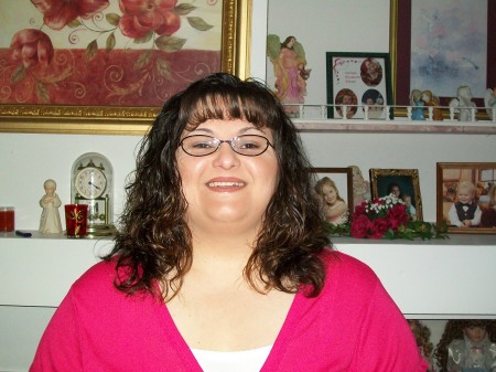 Angie Kelly Photo 32