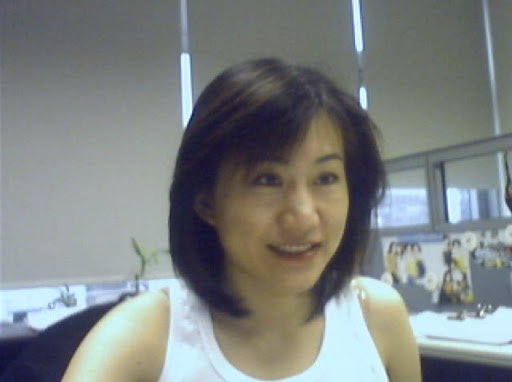 Linda Yu Photo 34