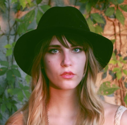 Morgan Cox Photo 36