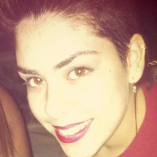 Michelle Roman Photo 13