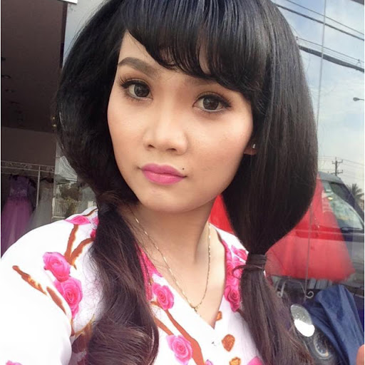 Truc Tran Photo 17