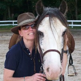 Karen Farrell Photo 39
