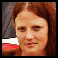 Jennifer Rowland Photo 46