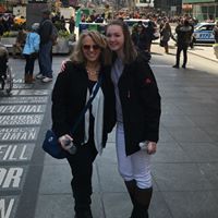 Elizabeth Mahoney Photo 21