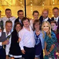 Amy Kearns Photo 13