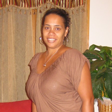 Kathy Gonzalez Photo 21