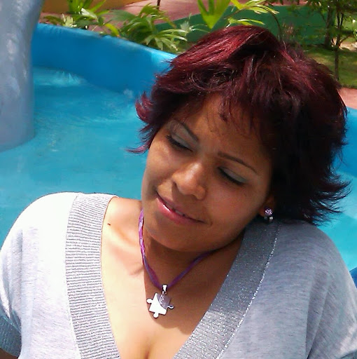 Isabel Rosado Photo 17