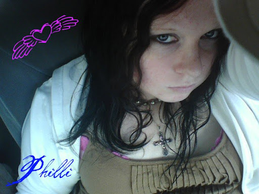 Phyllis Hall Photo 18